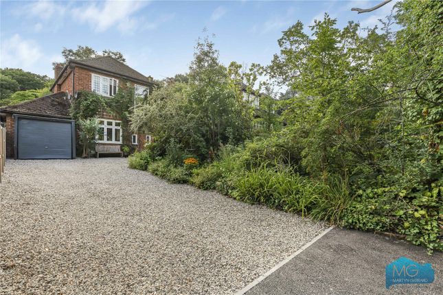 Hendon Wood Lane, London, NW7 3 bed detached house for sale