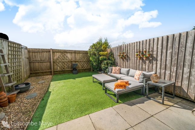 3 bedroom town house for sale