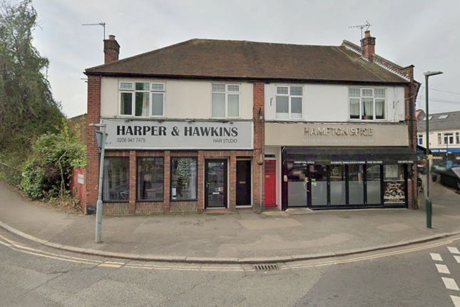 Station Approach, Hampton, TW12 1 bed flat for sale
