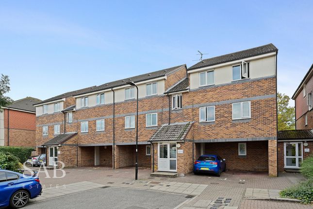 Coraline Close, Southall, UB1 2 bed duplex for sale