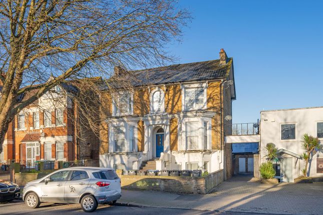 Croydon Road, Penge, London, SE20 1 bed flat for sale