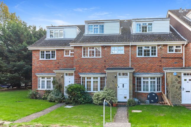 Langley Road, Watford, WD17 2 bed maisonette for sale