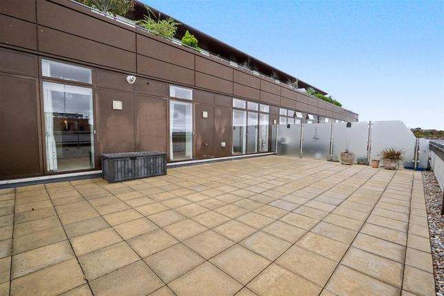 Maumbury Gardens, Dorchester 2 bed apartment for sale