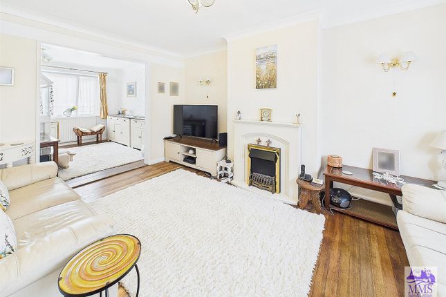 Pepys Way, Strood, Rochester 3 bed semi