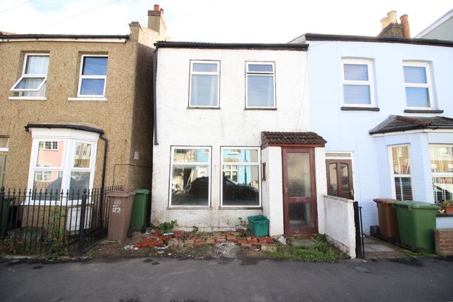 Longfellow Road, Worcester Park KT4 2 bed end of terrace house for sale