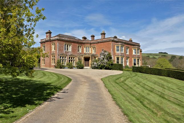 11 bedroom equestrian property for sale