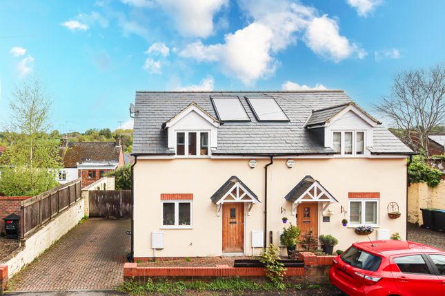 George Street, Markyate, St. Albans, AL3 2 bed semi