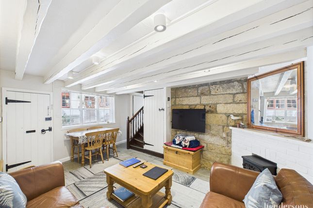 2 bed cottage