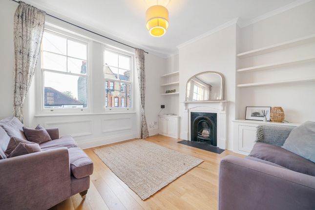 Endymion Road, London SW2 2 bed flat for sale