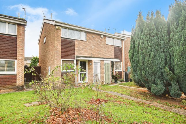 Redwood Close, Podsmead, Gloucester, GL1 2 bed semi