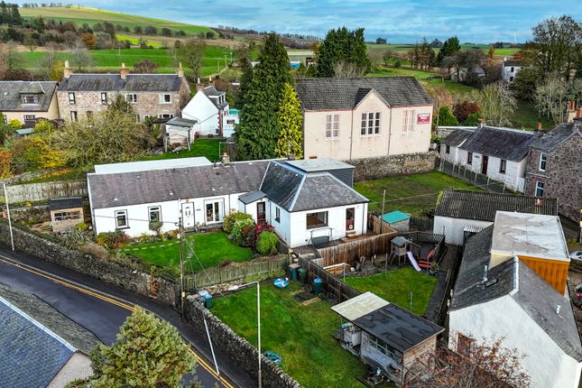 Parkhill Road, Rattray, Blairgowrie 3 bed semi