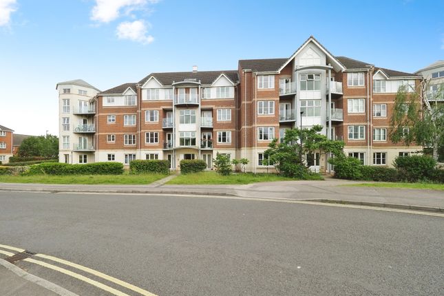 2 bedroom ground floor flat for sale