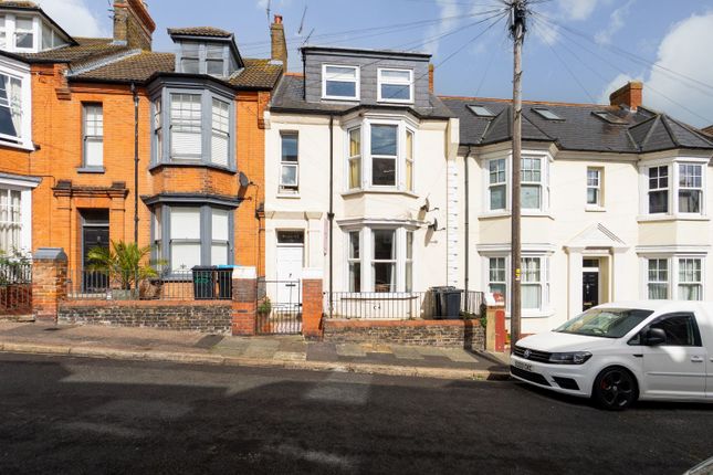 Albert Road, Ramsgate CT11 2 bed flat for sale