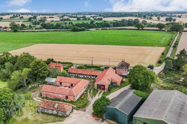Moulton St. Mary, Norwich 4 bed barn conversion for sale