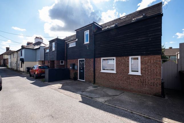 3 bed semi-detached house