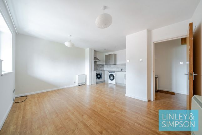 FLAX HOUSE, NAVAGATION WALK, LEEDS, LS10 1 bed flat for sale
