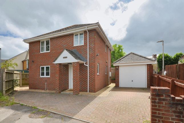 Butts Pond, Sturminster Newton 2 bed detached house for sale