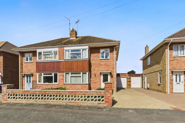 Edinburgh Avenue, Werrington Village... 3 bed semi