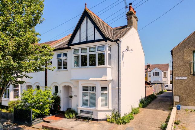 3 bedroom flat for sale