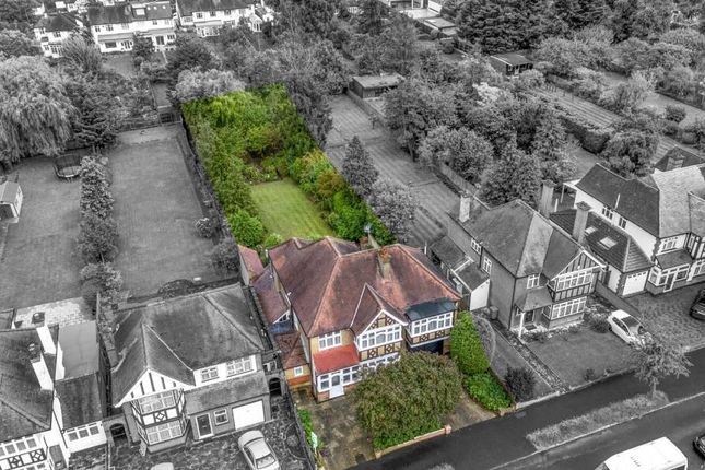 Greystone Gardens, Kenton, HA3 0EF 5 bed detached house for sale