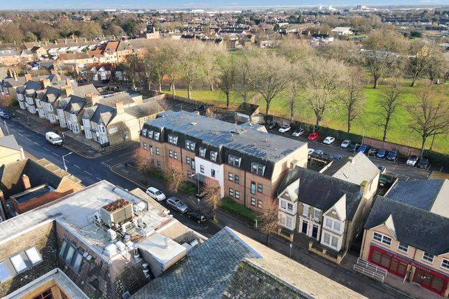19 bedroom block of apartments for sale