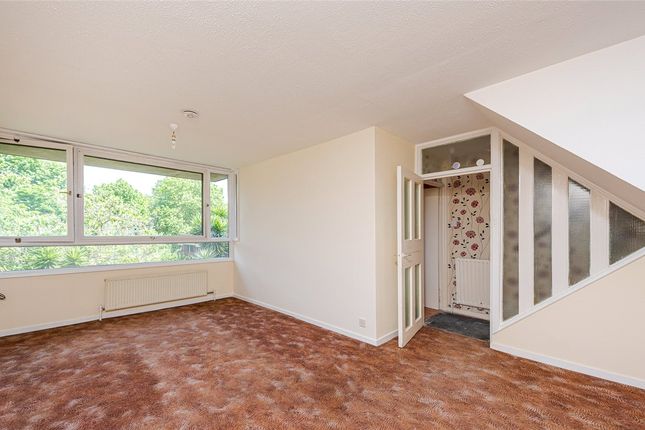 Tachbrook Street, London, SW1V 3 bed apartment for sale
