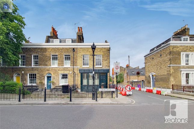 4 bed detached house