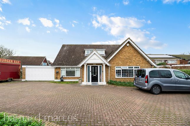 4 bedroom detached bungalow for sale