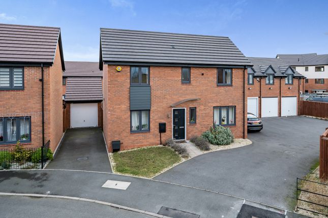 Jura Way, Birmingham B36 3 bed detached house for sale
