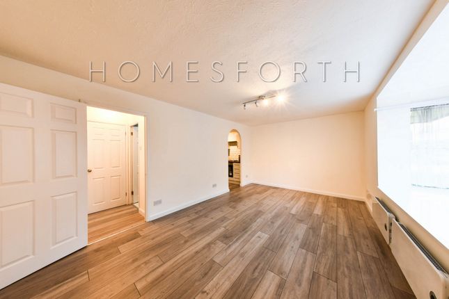 Studio flat for sale
