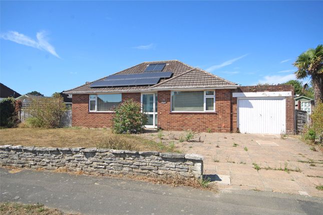 Lymington Road, New Milton... 2 bed bungalow for sale