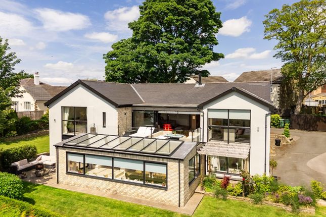 Larkfield Road, Rawdon LS19 5 bed detached house for sale