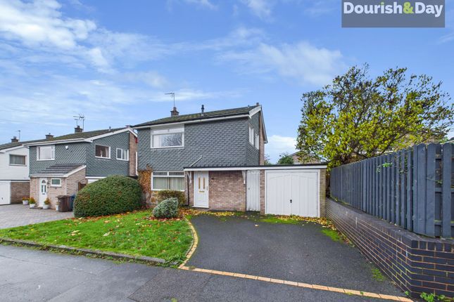 Heath Drive, Stafford ST16 3 bed detached house for sale