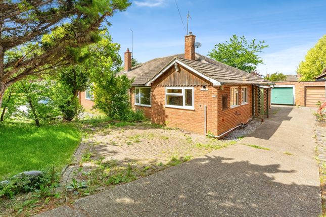 2 bedroom semi-detached bungalow for sale