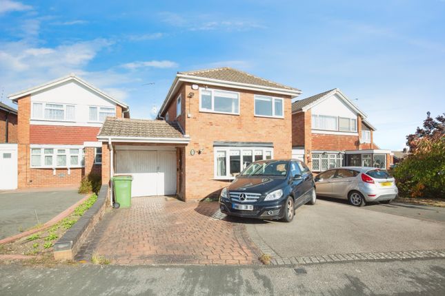 Arran Close, Nuneaton 3 bed link detached house for sale
