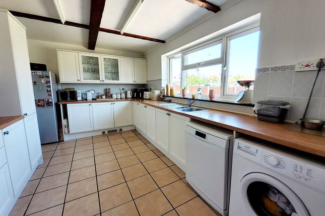 Darlington Drive, Sheerness ME12 3 bed detached bungalow for sale