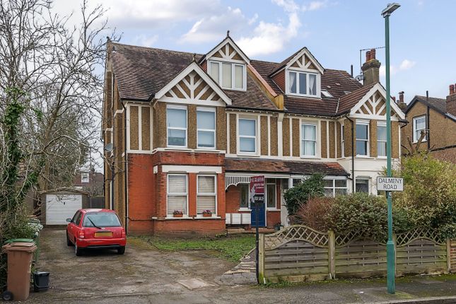 Dalmeny Road, Carshalton 2 bed ground floor flat for sale