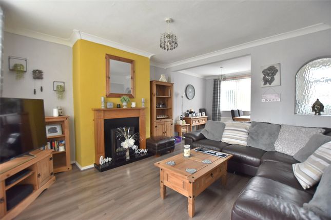 Knightside Gardens, Dunston... 2 bed semi
