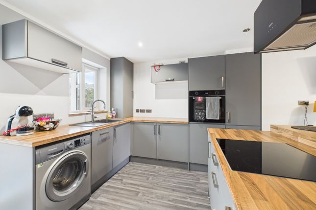 Berberis Close, Hull, HU3 2QZ 2 bed end of terrace house for sale