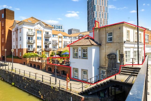 Ferrymans Court, Queen Street, St... 3 bed mews for sale