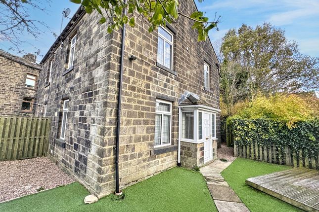 Halifax Road, Keighley, BD22 9DH 3 bed semi