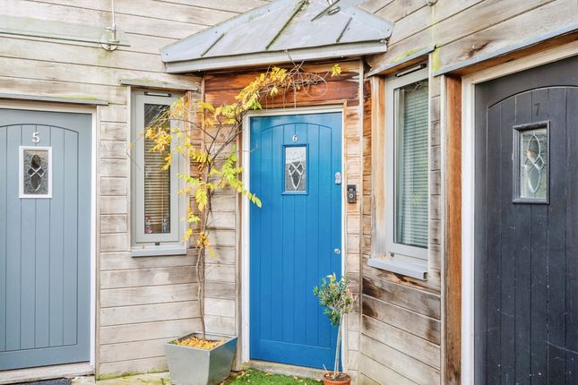 1 bedroom maisonette for sale