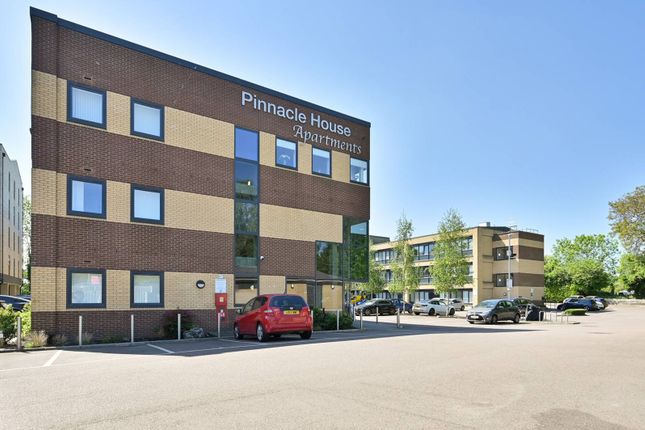 Pinnacle House, Hemel Hempstead... 1 bed flat for sale