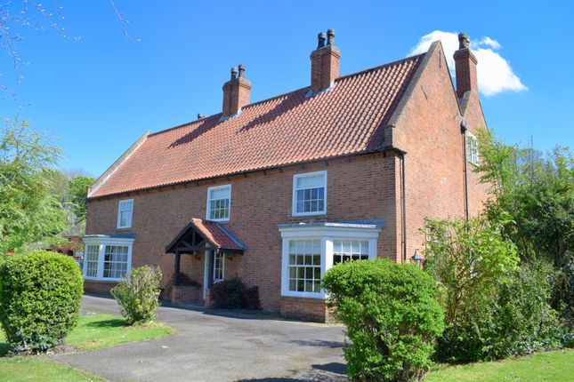 Main Street, Horkstow, DN18 5 bed detached house for sale