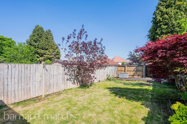 2 bedroom maisonette for sale