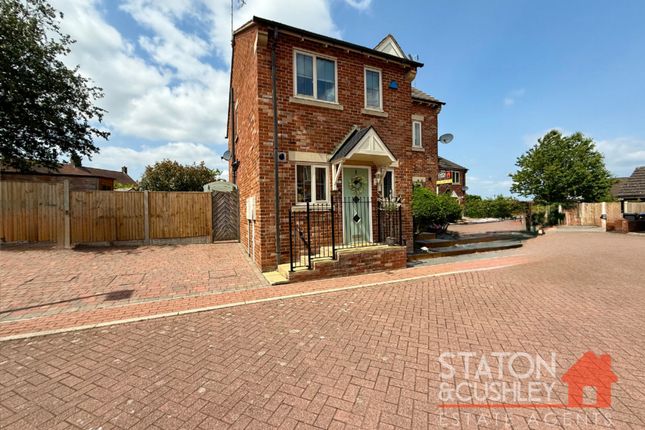 2 bedroom semi-detached house for sale