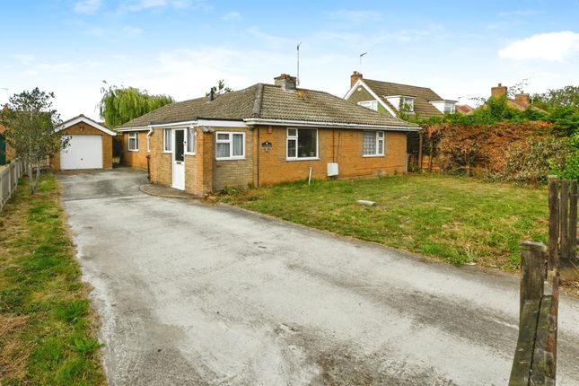 2 bedroom detached bungalow for sale