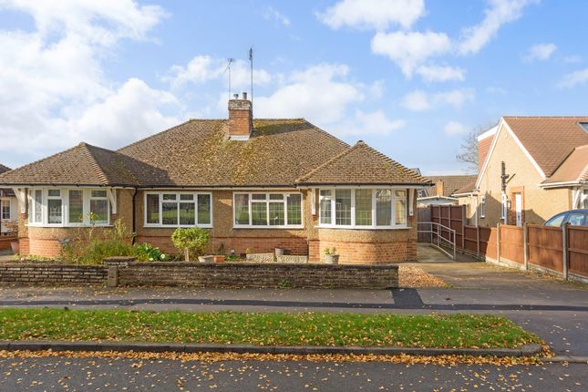 2 bedroom semi-detached bungalow for sale