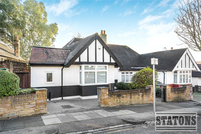 Milton Avenue, Barnet, EN5 2 bed bungalow for sale