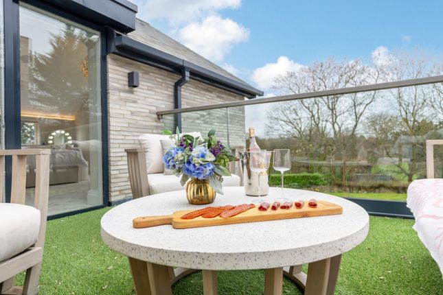 Cookham, Berkshire, SL6 7 bed detached house for sale